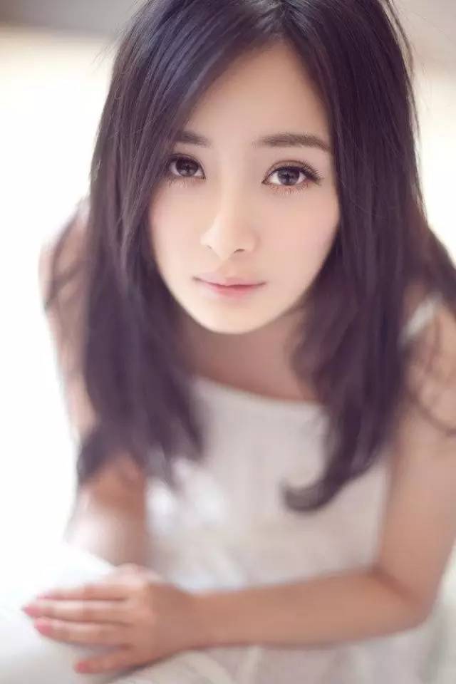 128间房主播跳舞 午夜场